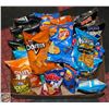 Image 1 : FLAT OF ASSORTED SMALL BAGS OF CHIPS