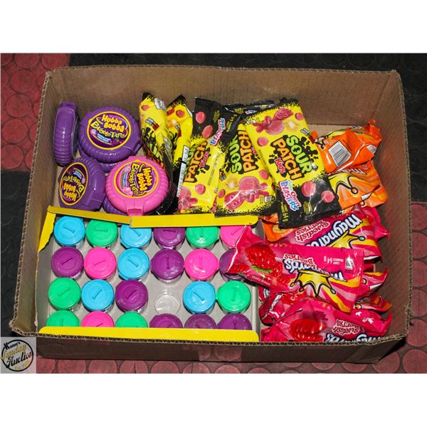 FLAT OF MAYNARDS AND ASSORTED CANDY