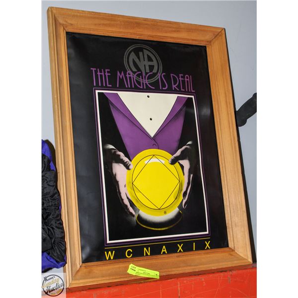 FRAMED ESTATE MAN CABE WALL HANGING