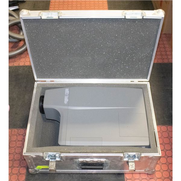 TELEX P400 LCD PROJECTOR