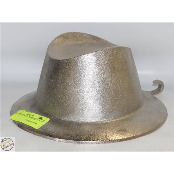 METAL HAT WALL HANGING
