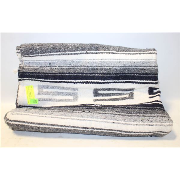 NAVAJO WEAVED PONCHO WEAVED ADULT SIZE-ESTATE