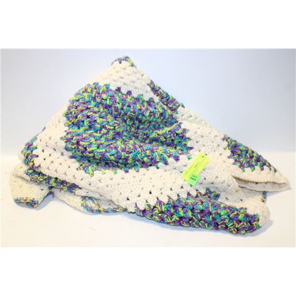 ADULT KNITTED PONCH O/S FITS MOST-ESTATE