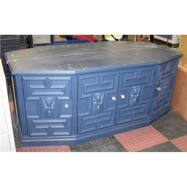 VINTAGE WOOD PAINTED REFINISHED SIDEBOARD H-30.5"