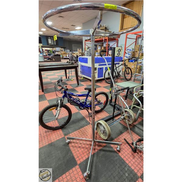 30" DIAMETER CLOTHES RACK ON CASTORS