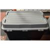 Image 2 : 114L TOTE HINGED LID & ASST CONTENTS