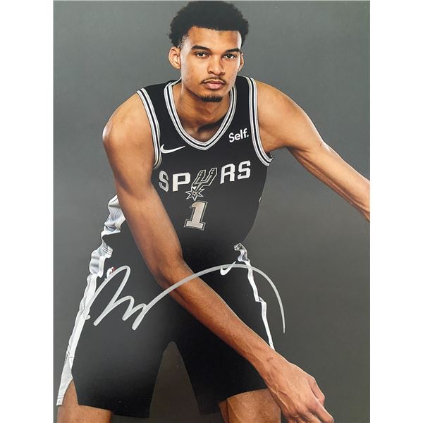 NBA San Antonio Spurs Victor Wembanyama signed photo