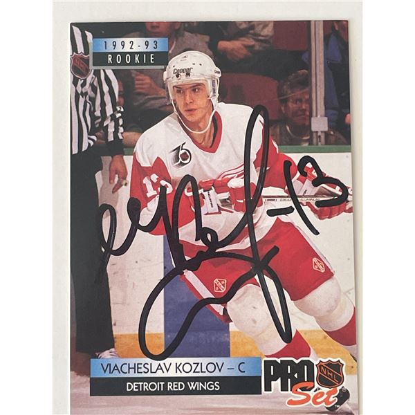 Detroit Red Wings Vyacheslav Kozlov 1992 Pro Set #225 signed trading card