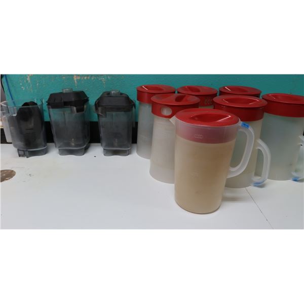Qty 7 Plastic Pitchers w/ Red Lids & 3 Blender Pitchers