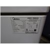 Image 8 : Midea MRC07M6AWW Chest Freezer (gets cold)