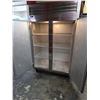 Image 2 : Traulsen G22010 Two-Door Reach In Freezer (works)