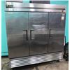 Image 1 : True T-72 Triple-Door Reach-In Refrigerator (works)