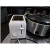 Image 6 : Qty 2 Toasters & 1 CrockPot