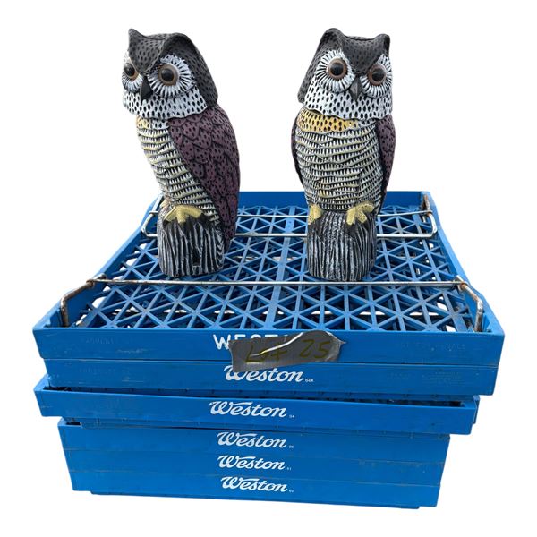 6 Weston Bread Trays and 2 Owls