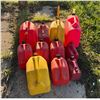 Image 1 : 11 Fuel / Jerry Cans