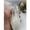 Image 5 : 5 INCH LUMERIAN ROUGH CLEAR QUARTZ POINT