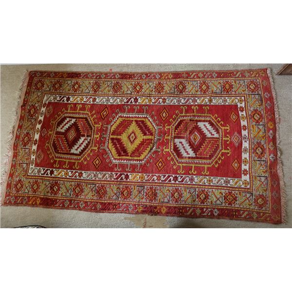 Large Geometric Design Area Rug w/ Fringe 81" x 43"