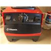 Image 2 : Vitamix Blender w/ Pitcher