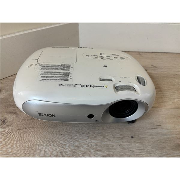 PROJECTEUR LCD EPSON #EMP-TW20