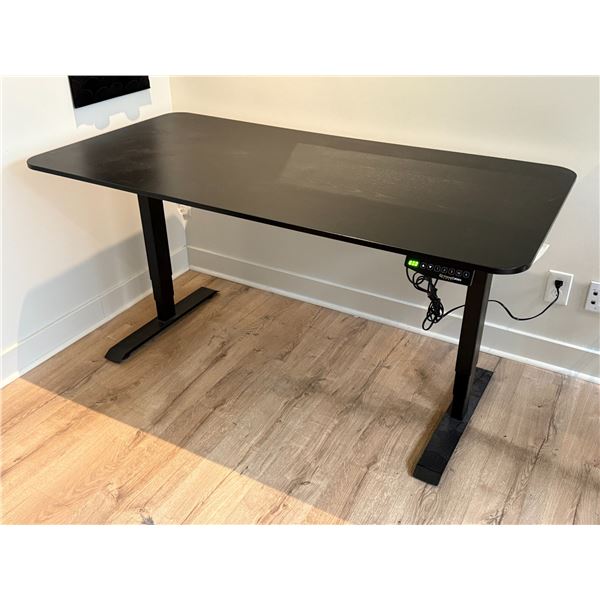 TABLE DE TRAVAIL HAUTEUR AJUSTABLE  ÉLEC. 63"x32"x29-48" PRIME CABLES ERGO