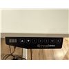 Image 2 : TABLE DE TRAVAIL HAUTEUR AJUSTABLE  ÉLEC. 63"x32"x29-48" PRIME CABLES ERGO