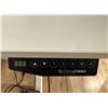 Image 2 : TABLE DE TRAVAIL HAUTEUR AJUSTABLE ÉLEC. 63"x32"x29-48" PRIME CABLES ERGO