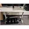 Image 1 : TABLE DE TRAVAIL HAUTEUR  AJUSTABLE63"x32"x29-48"