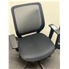Image 2 : CHAISE DE BUREAU