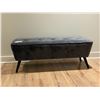 Image 1 : BANC EN VELOURS GRIS 48"x18"x18"