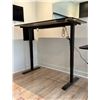 Image 3 : TABLE DE TRAVAIL HAUTEUR AJUSTABLE ÉLEC. 63"x32"x29-48" PRIME CABLES ERGO