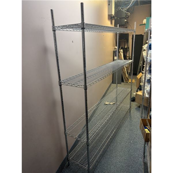 ÉTAGÈRE EN MÉTAL CHROMÉ A/ 4 TABLETTES 72"x14"x72"