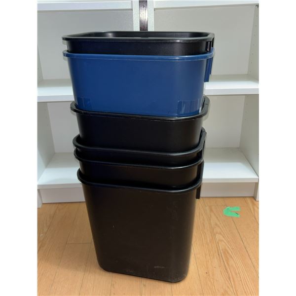 LOT DE 6 POUBELLES