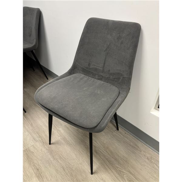 CHAISE