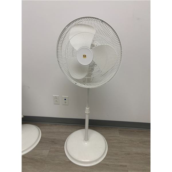 VENTILATEUR SUR PIED