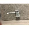 Image 3 : SÉPARATEUR DE BUREAU 19"x64" AVEC SERRES POUR TABLES