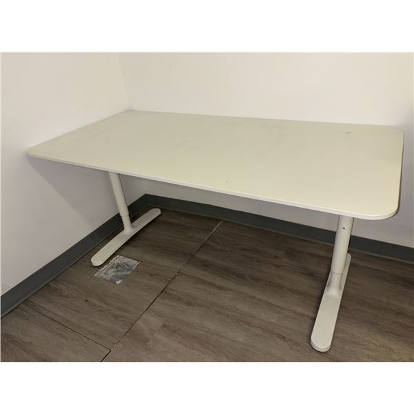 TABLES HAUTEUR AJUSTABLE 60"x31"