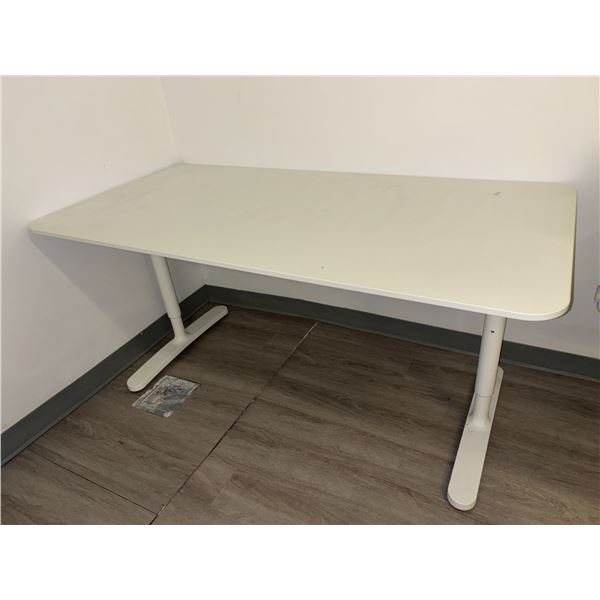 TABLES HAUTEUR AJUSTABLE 60"x31"
