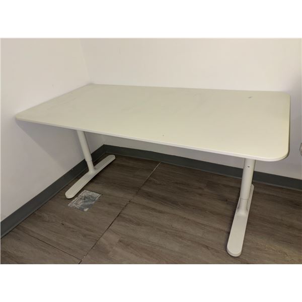 TABLES HAUTEUR AJUSTABLE 60"x31"