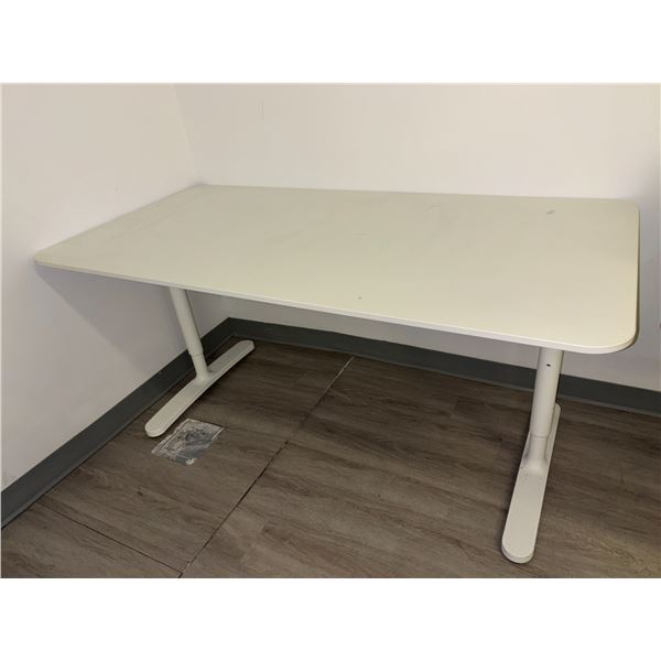 TABLES HAUTEUR AJUSTABLE 60"x31"