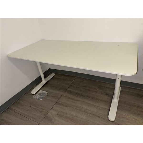 TABLES HAUTEUR AJUSTABLE 60"x31"