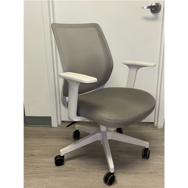CHAISE DE BUREAU