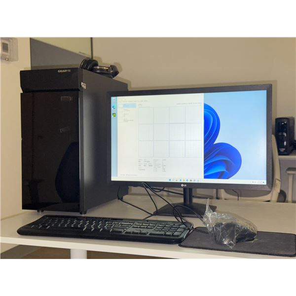 ORDINATEUR: i5-10600K RTX2060 & ÉCRAN 24"