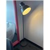Image 1 : LAMPE SUR PIED
