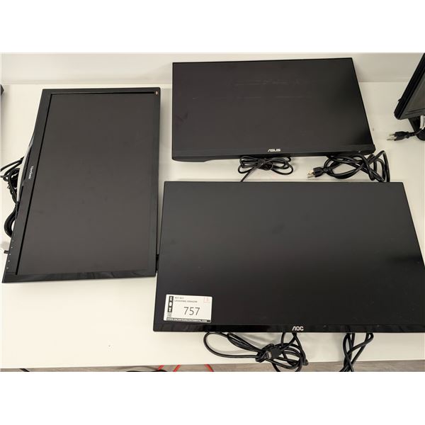 LOT: 3 MONITEURS 24" SANS SUPPORT ASST