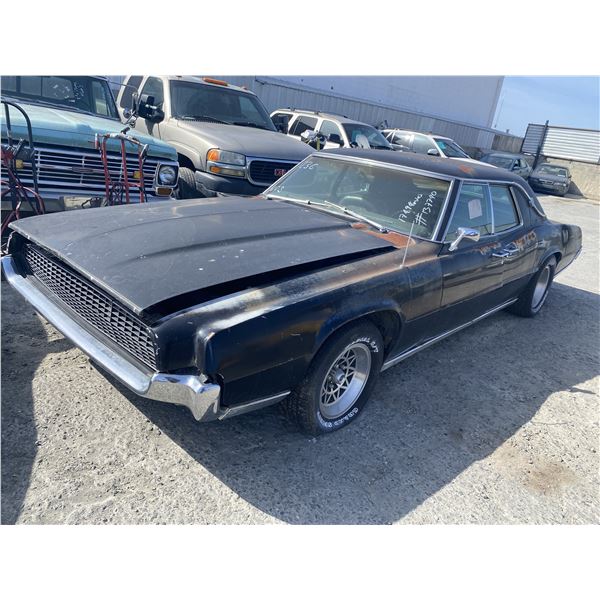 1967 Ford Thunderbird