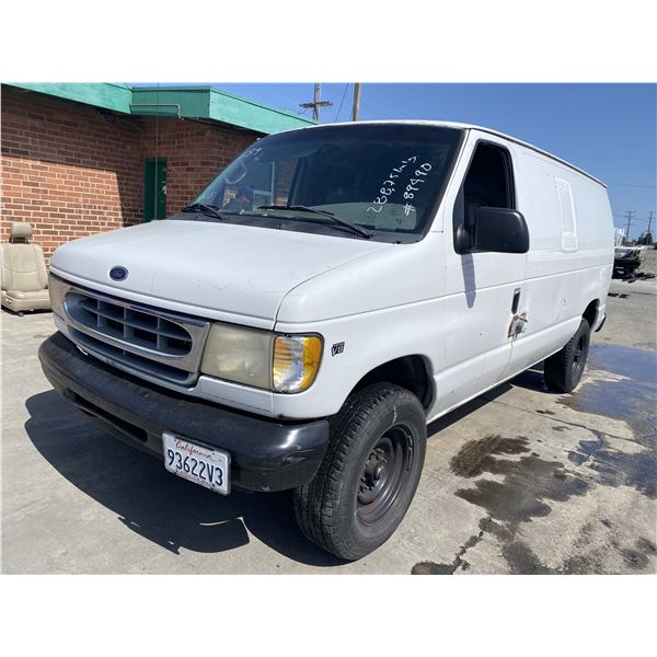 2001 Ford E-350