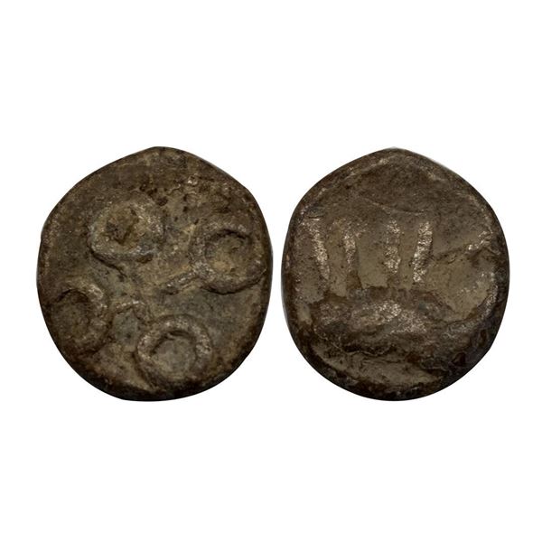 Ikshvakus(3rd century AD), Lead Unit, 2.54 gm, Obv. elephant left, Rev. multiple orbs, Pieper #2772.