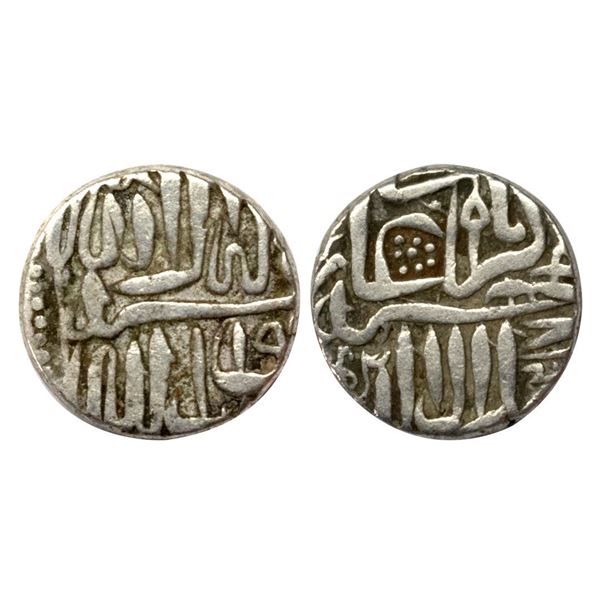 Akbar (AH 963-1014, 1556-1605 AD), Silver Mahmudi, 5.51 gms, Mulher Mint, struck by the Raja of Bagl