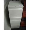 Image 1 : Tekneon 4 Drawer Rolling Cabinet