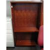 Image 1 : 5' Cherry Bookshelf